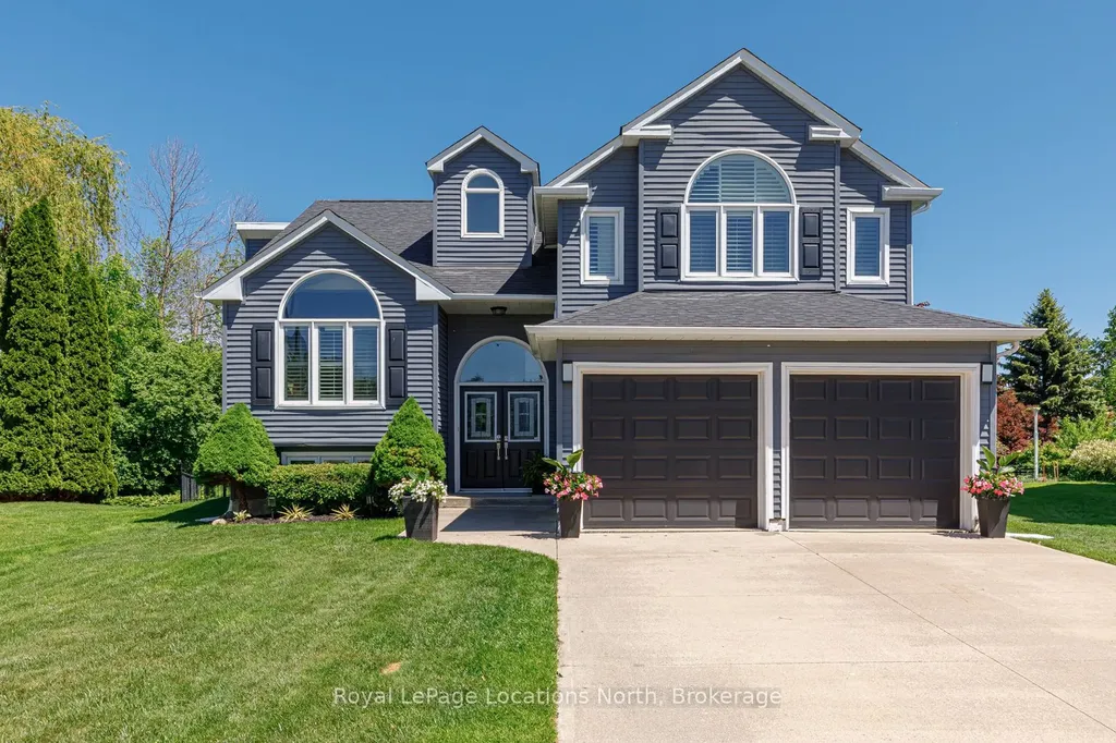 10 Mcintosh Gate Collingwood ON L9Y 5B6