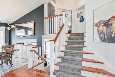 10 Mcintosh Gate Collingwood ON L9Y 5B6