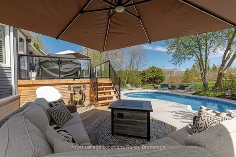 10 Mcintosh Gate Collingwood ON L9Y 5B6