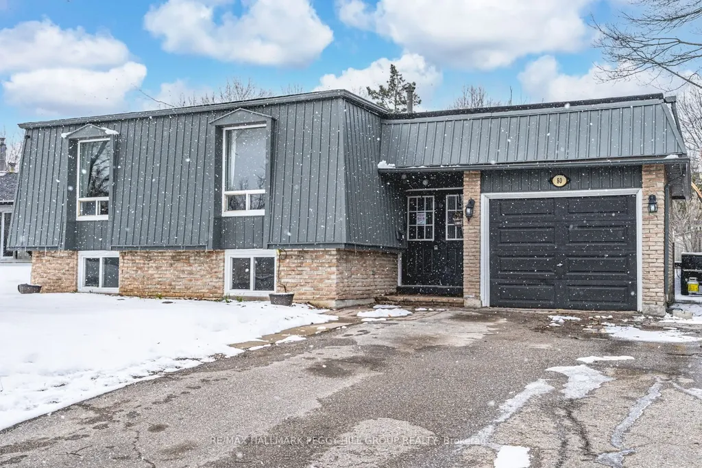 80 Daphne Crescent Barrie ON L4M 2Y9