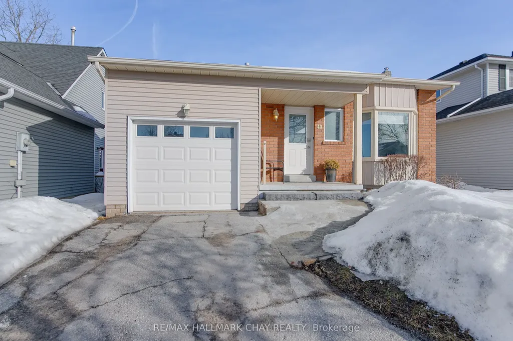 40 Knicely Road Barrie ON L4N 6V3