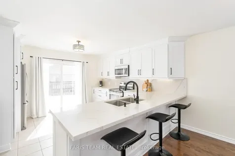 25 Catherine Drive Barrie ON L4N 0Y5