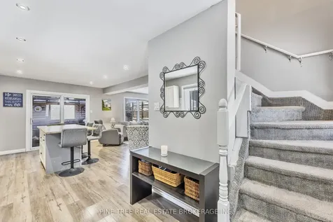 50 Melinda Crescent Barrie ON L4N 5G6