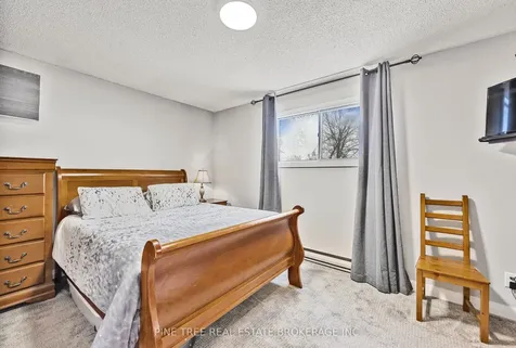 50 Melinda Crescent Barrie ON L4N 5G6