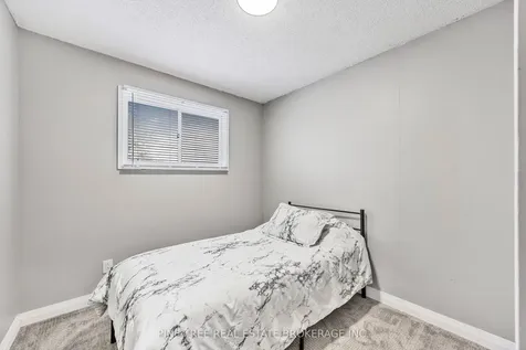 50 Melinda Crescent Barrie ON L4N 5G6