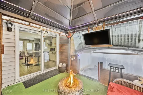 50 Melinda Crescent Barrie ON L4N 5G6