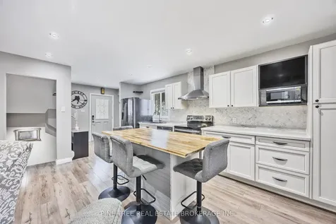 50 Melinda Crescent Barrie ON L4N 5G6