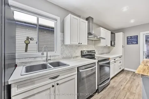 50 Melinda Crescent Barrie ON L4N 5G6