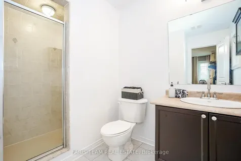 64 Westminster Circle Barrie ON L4M 0A5