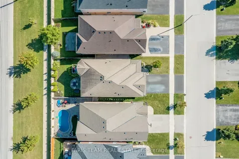 64 Westminster Circle Barrie ON L4M 0A5