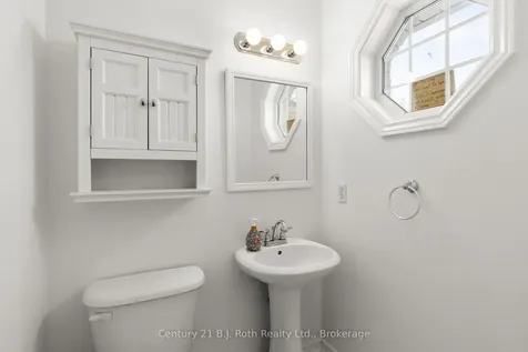 6 Golden Eagle Way Barrie ON L4M 6P4