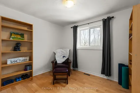 6 Golden Eagle Way Barrie ON L4M 6P4