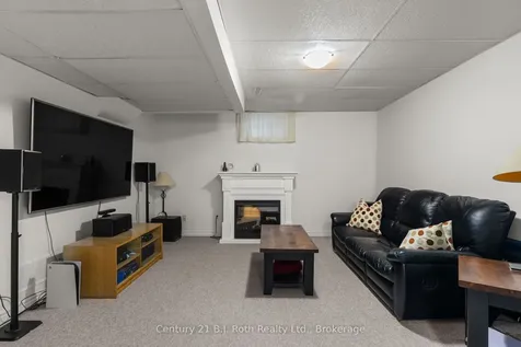 6 Golden Eagle Way Barrie ON L4M 6P4