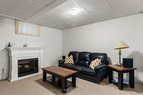 6 Golden Eagle Way Barrie ON L4M 6P4