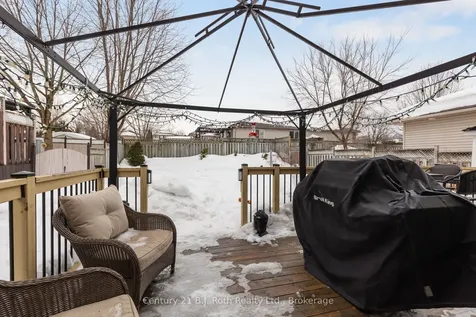 6 Golden Eagle Way Barrie ON L4M 6P4