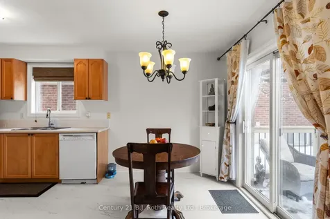 6 Golden Eagle Way Barrie ON L4M 6P4