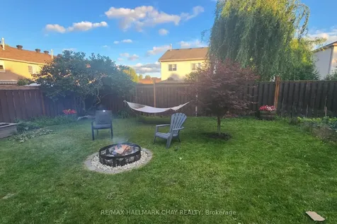 231 Mapleton Avenue Barrie ON L4N 8T3