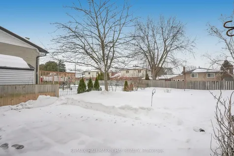 24 Clover Avenue Barrie ON L4N 3M6