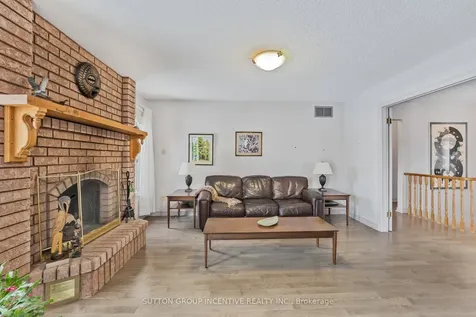 314 Leacock Drive Barrie ON L4N 6J8