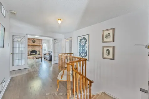 314 Leacock Drive Barrie ON L4N 6J8