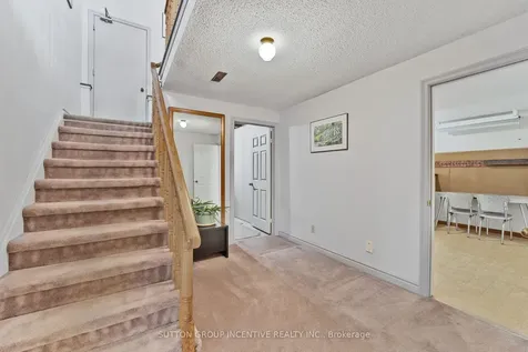 314 Leacock Drive Barrie ON L4N 6J8