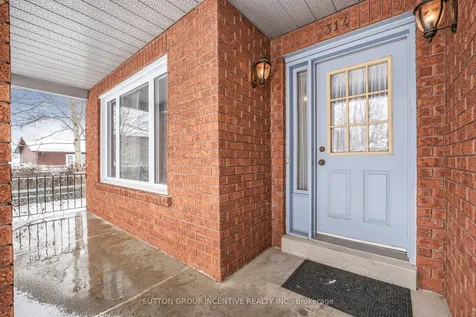 314 Leacock Drive Barrie ON L4N 6J8