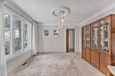 314 Leacock Drive Barrie ON L4N 6J8