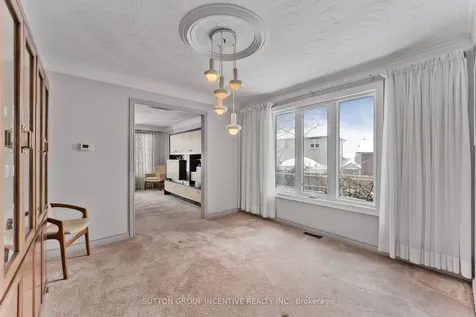 314 Leacock Drive Barrie ON L4N 6J8