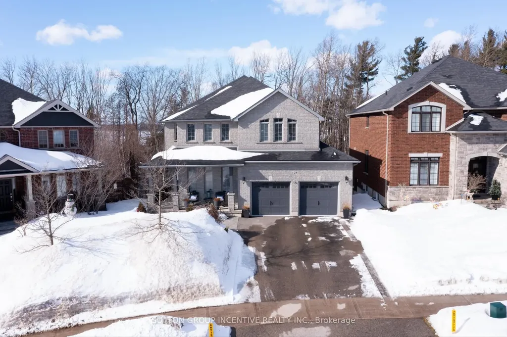 125 Jewel House Lane Barrie ON L4N 6E1