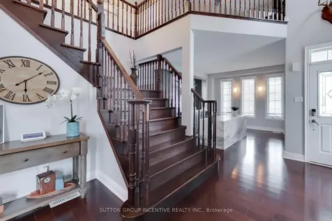 125 Jewel House Lane Barrie ON L4N 6E1