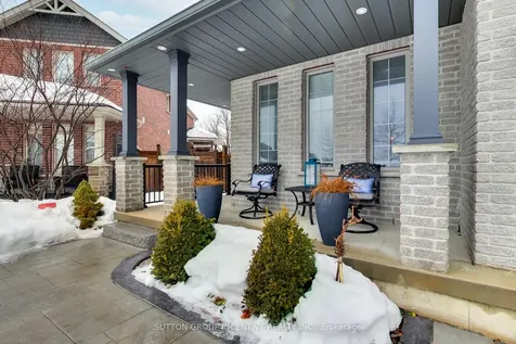 125 Jewel House Lane Barrie ON L4N 6E1