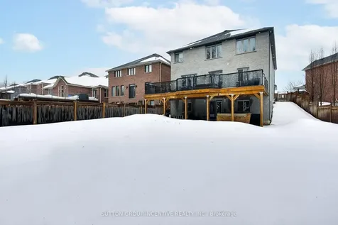 125 Jewel House Lane Barrie ON L4N 6E1