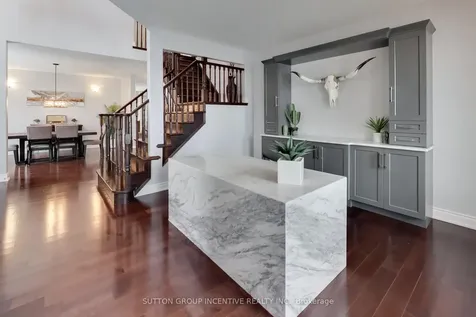 125 Jewel House Lane Barrie ON L4N 6E1