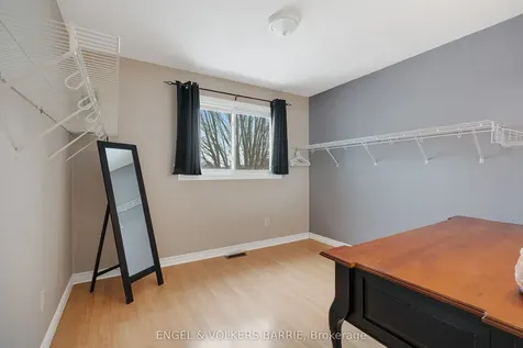 30 Garden Drive Barrie ON L4N 6H8