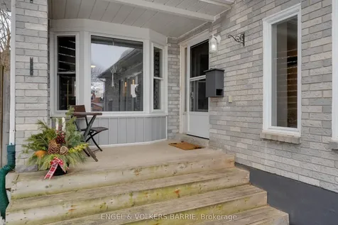 30 Garden Drive Barrie ON L4N 6H8