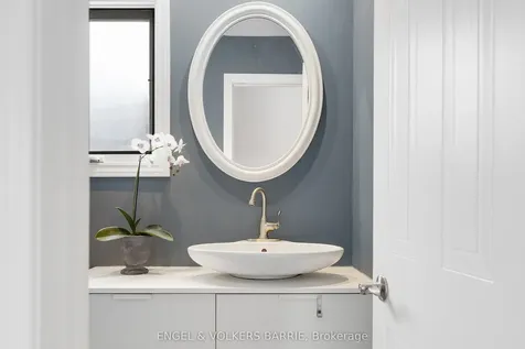 30 Garden Drive Barrie ON L4N 6H8