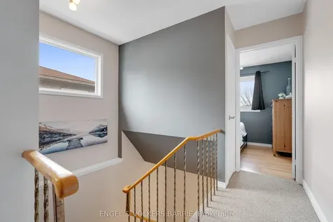 30 Garden Drive Barrie ON L4N 6H8