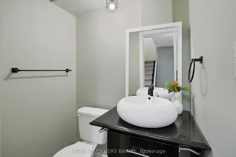 30 Garden Drive Barrie ON L4N 6H8