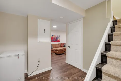 30 Garden Drive Barrie ON L4N 6H8