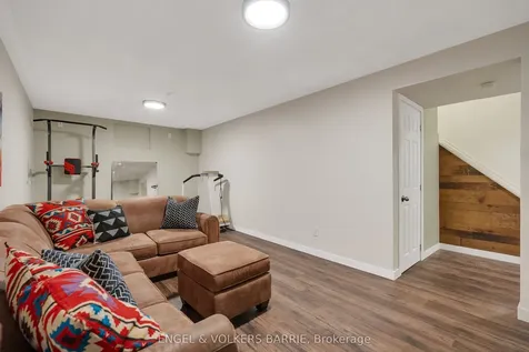 30 Garden Drive Barrie ON L4N 6H8