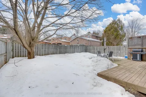 30 Garden Drive Barrie ON L4N 6H8