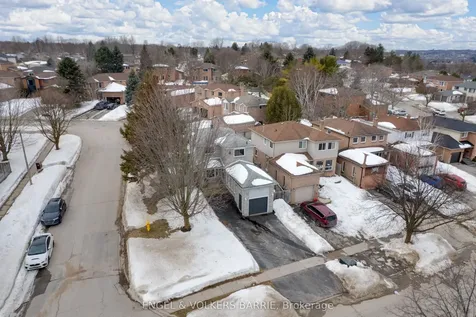 30 Garden Drive Barrie ON L4N 6H8