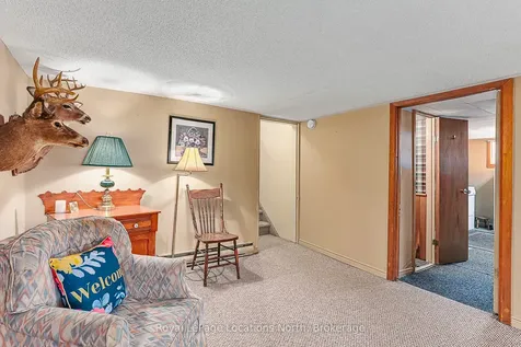 73 Ninth Street Collingwood ON L9Y 2G3