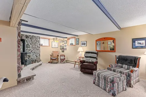 73 Ninth Street Collingwood ON L9Y 2G3