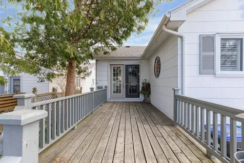 73 Ninth Street Collingwood ON L9Y 2G3