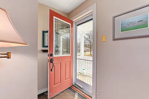 73 Ninth Street Collingwood ON L9Y 2G3