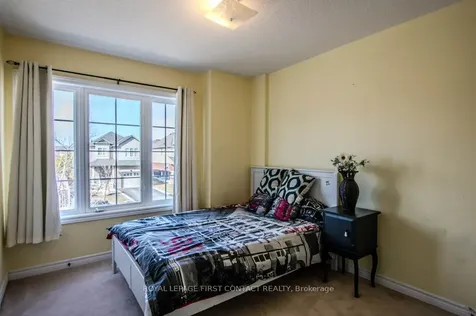 112 Diana Way Barrie ON L4M 7J2