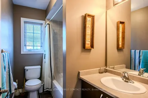 112 Diana Way Barrie ON L4M 7J2