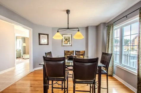 112 Diana Way Barrie ON L4M 7J2