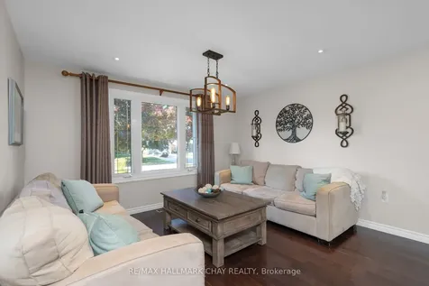 13 Coles Street Barrie ON L4N 5W8